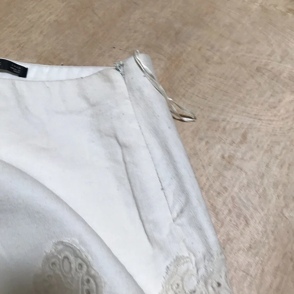 Zara Ivory Crochet Embroidered Skirt Boho Festival Style Size L - Picture 5 of 9